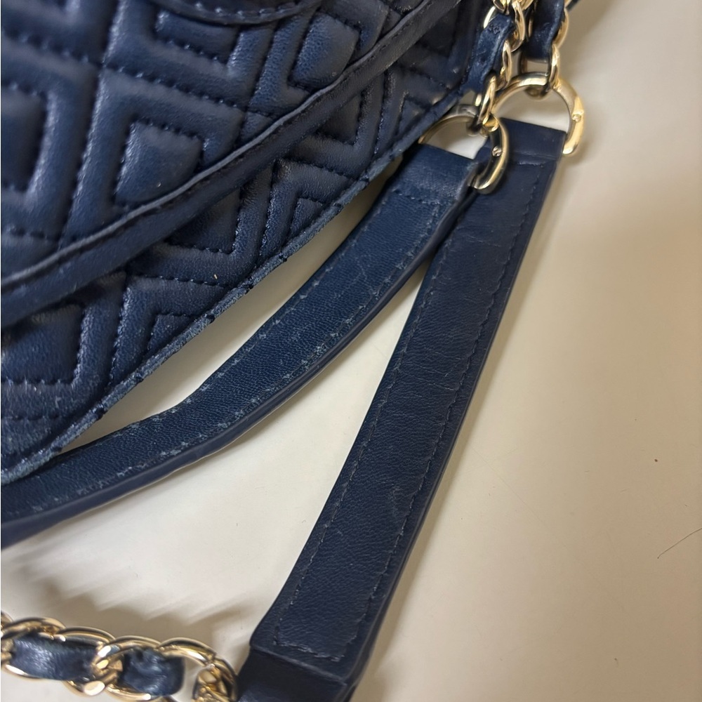 Tory Burch Navy Marion Quilted Bag - Picture 14 of 14
